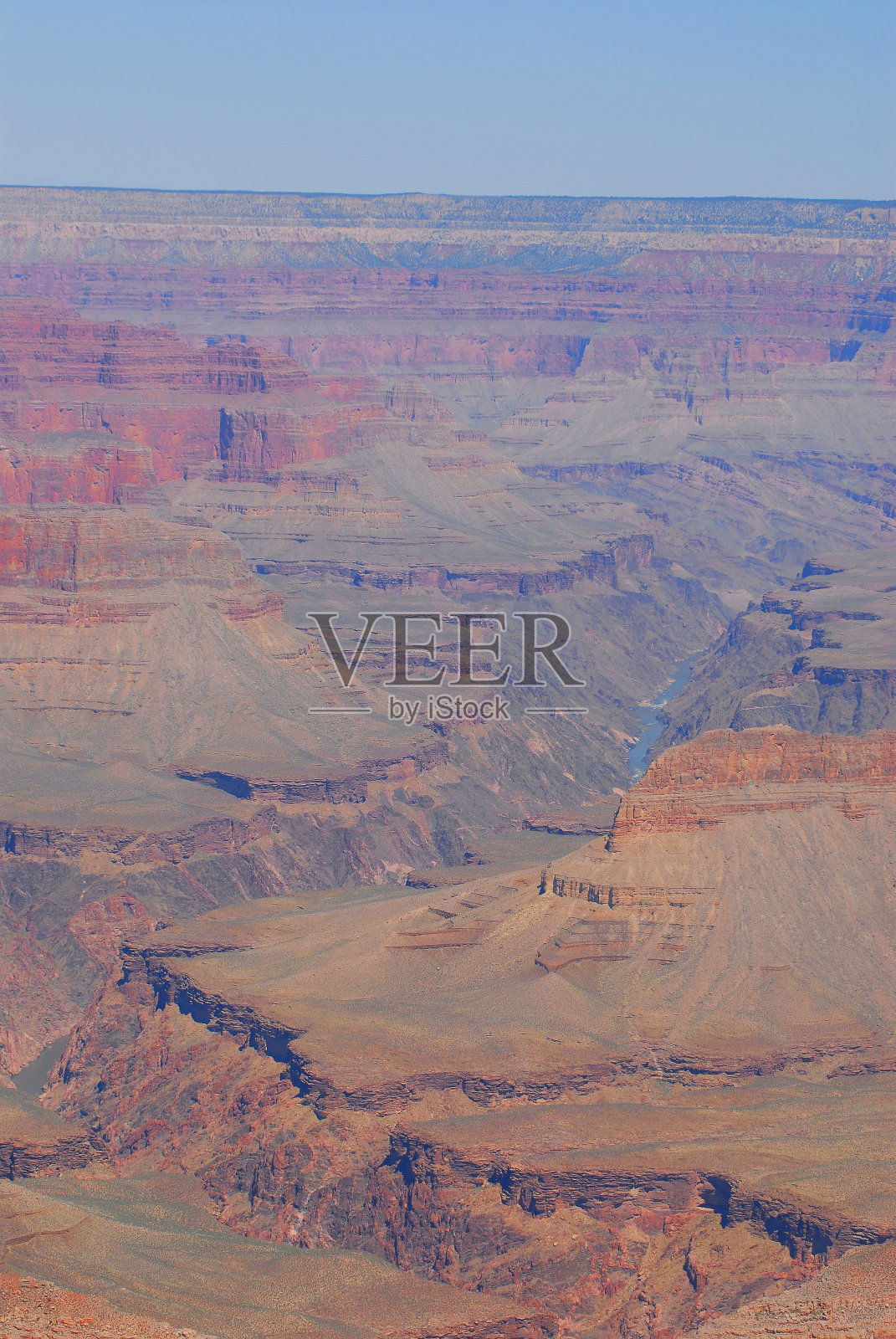 空中-美国亚利桑那州著名的大峡谷的全景垂直视图照片摄影图片