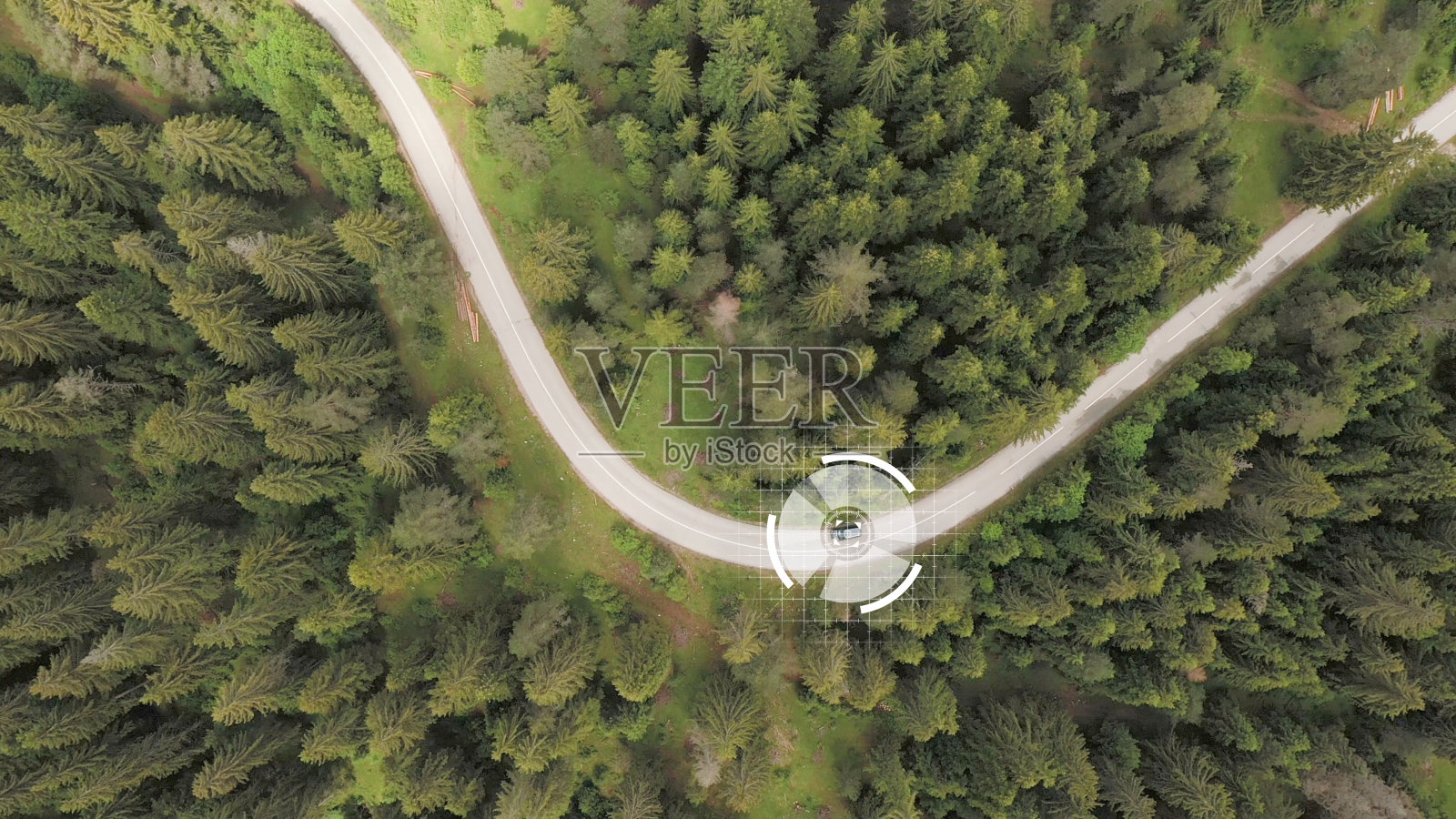 卫星跟踪汽车照片摄影图片