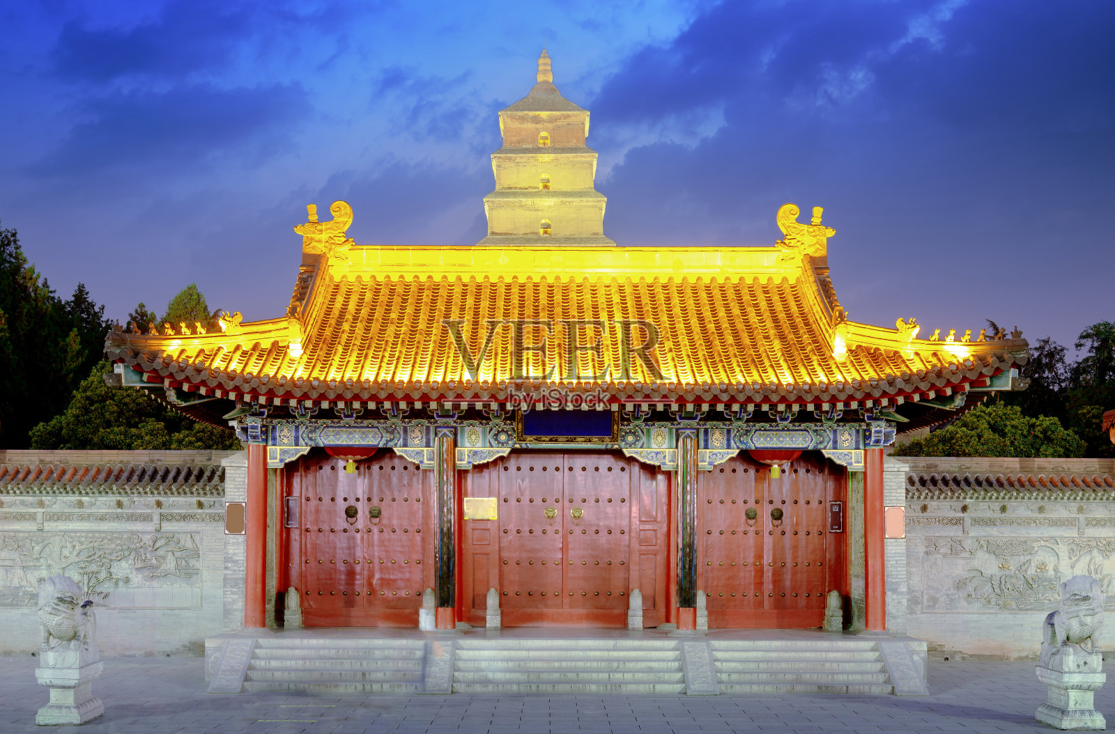 大雁塔建于652年，是现存最早的塔。中国西安。照片摄影图片