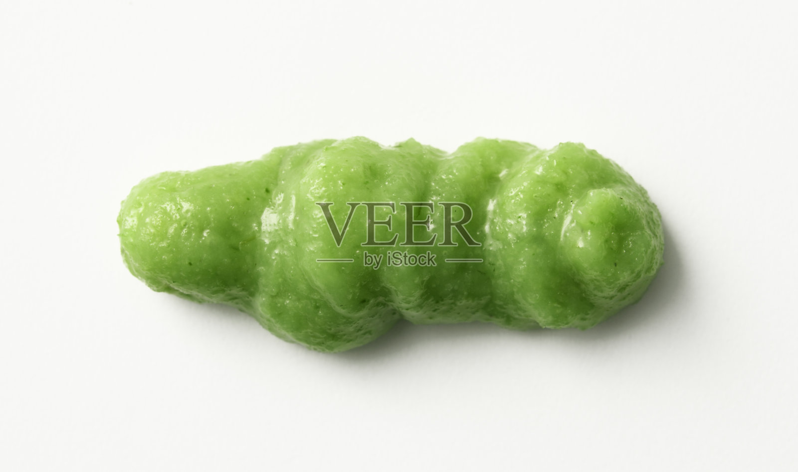 白色背景下的山葵的孤立镜头。照片摄影图片