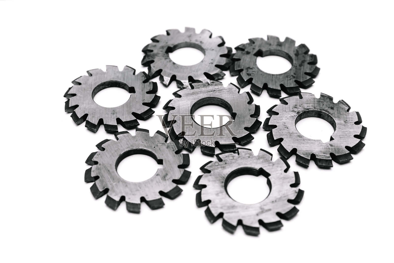 工业设备用金属铣刀。该工具被隔离在白色背景上。特写镜头照片摄影图片