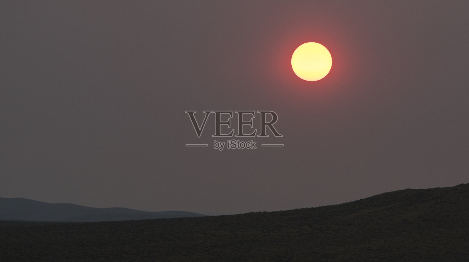 朦胧的日落照片摄影图片