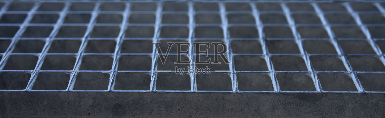 工业楼梯的金属横档照片摄影图片