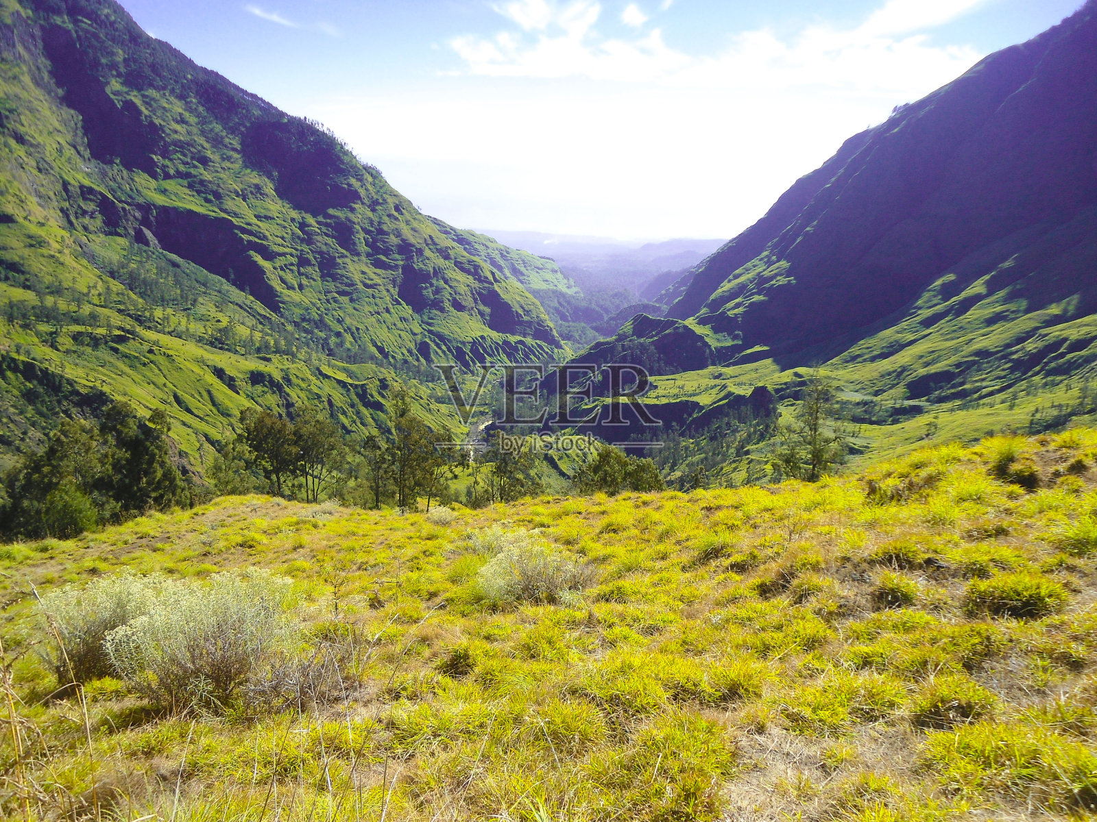 林贾尼山照片摄影图片