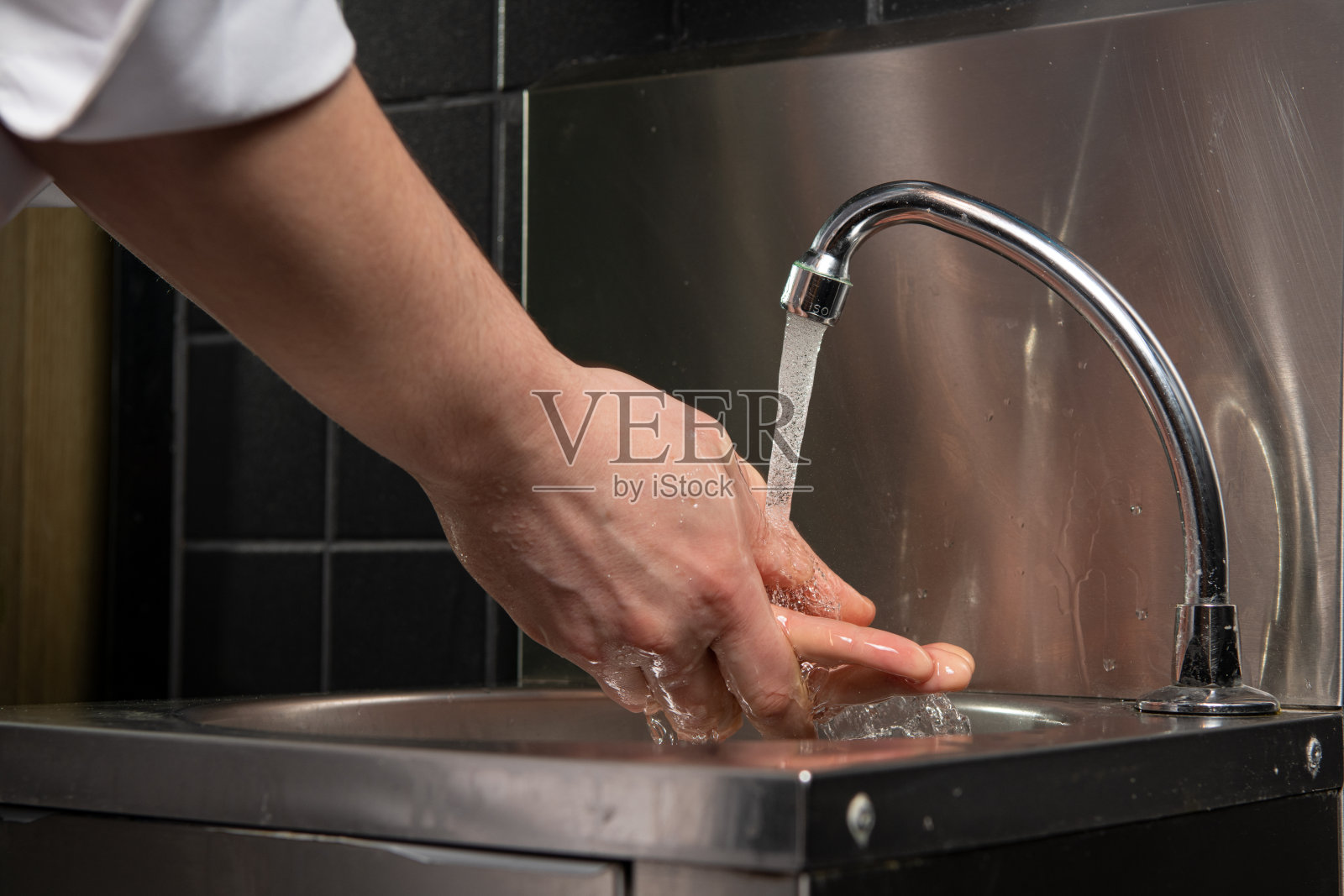 洗手照片摄影图片