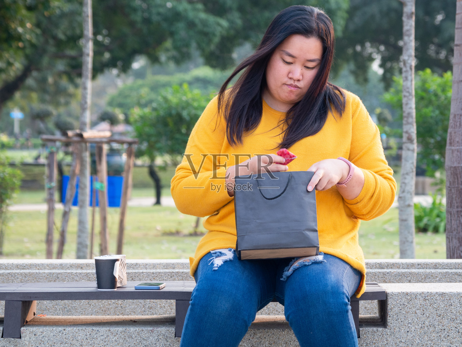 脂肪的亚洲女人照片摄影图片
