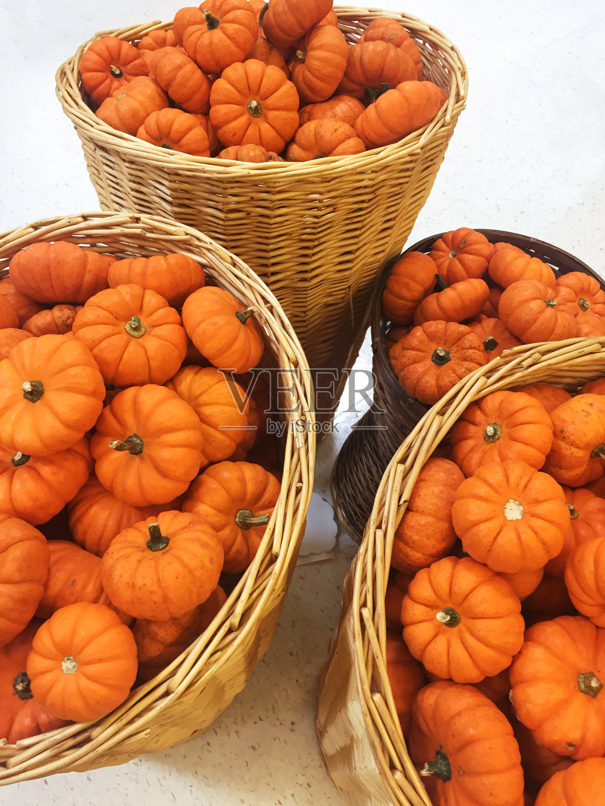 一篮南瓜照片摄影图片