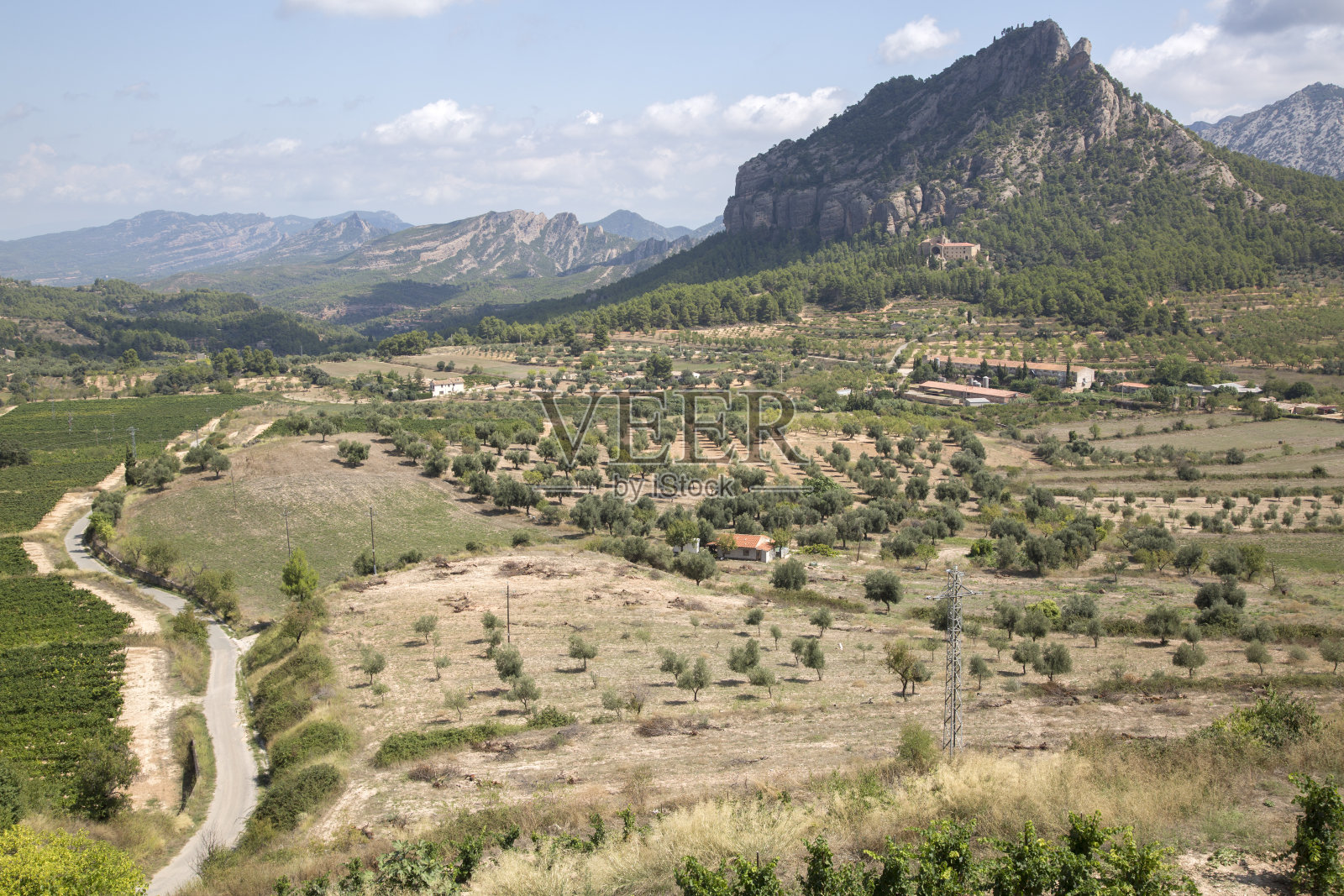 奥尔塔德圣琼(Horta de Sant Joan)郊外的乡村;塔拉戈纳照片摄影图片