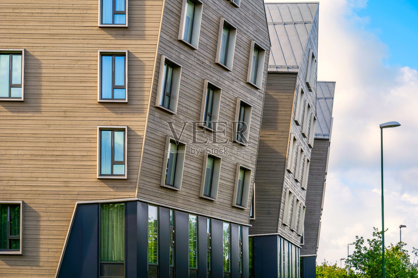 挪威使用可持续材料建造的一些现代节能住宅照片摄影图片