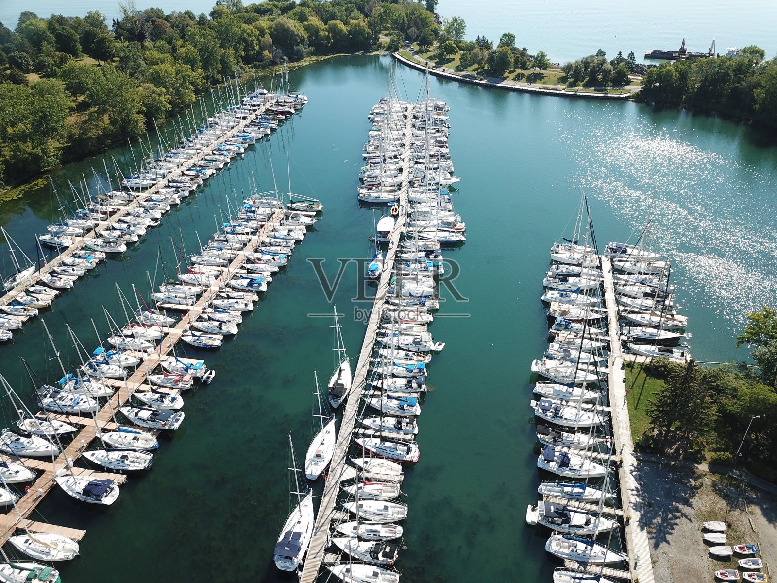 加拿大多伦多市景空中游艇俱乐部照片摄影图片