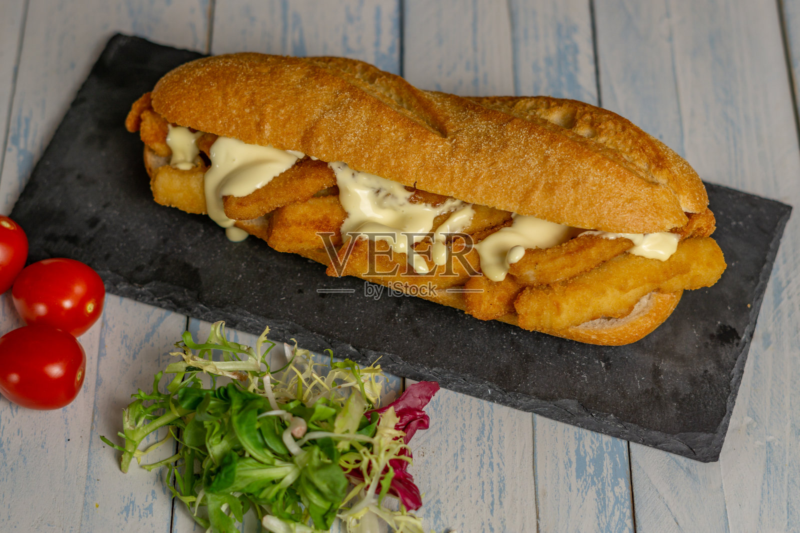 蛋黄酱鱿鱼三明治照片摄影图片