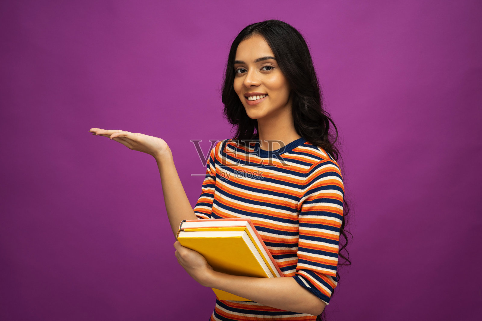 年轻女学生肖像，库存照片照片摄影图片