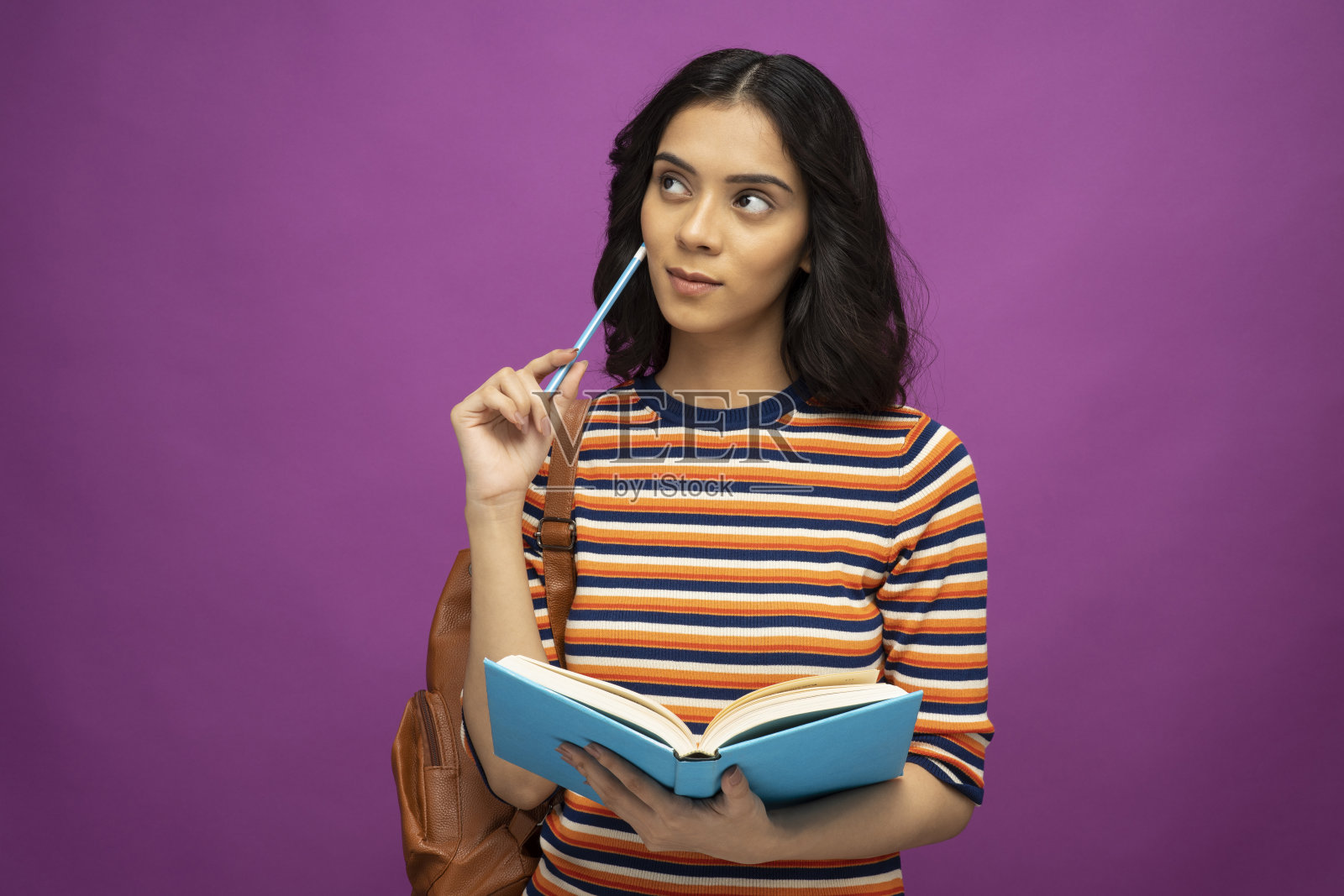 年轻女学生肖像，库存照片照片摄影图片