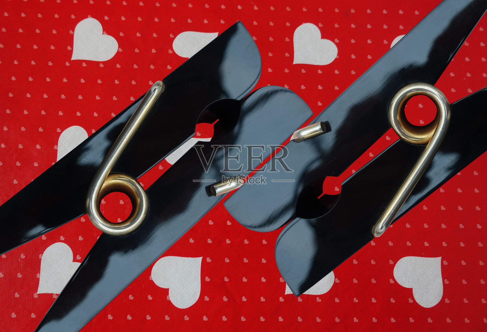 XXX成人内容69被心包围照片摄影图片