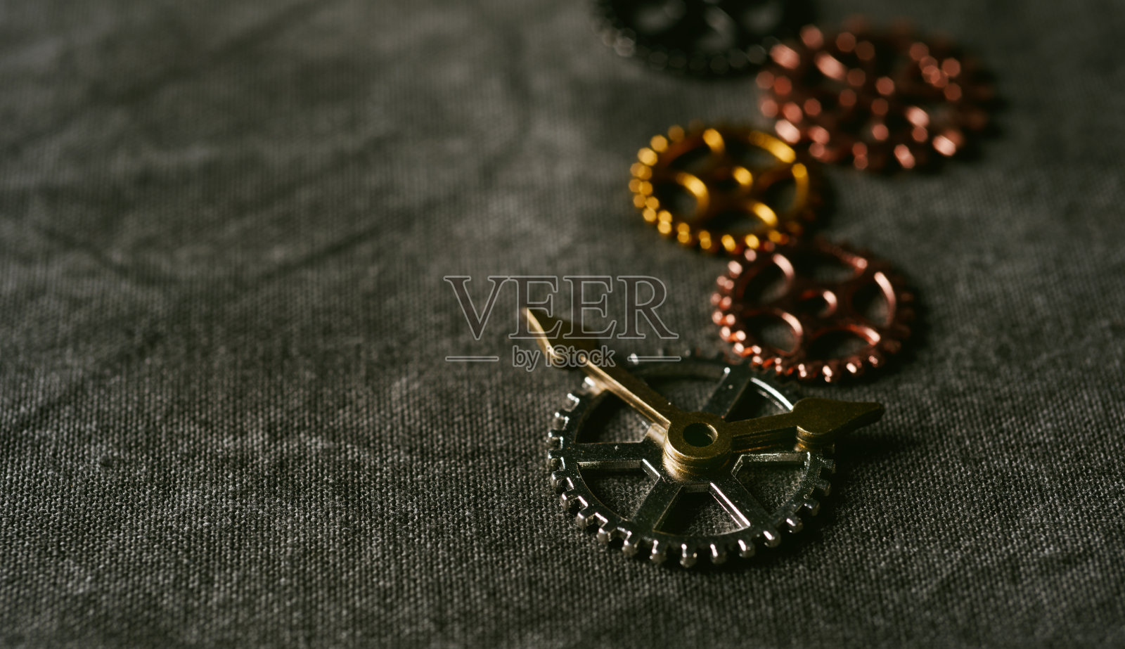 齿轮和时钟指针照片摄影图片