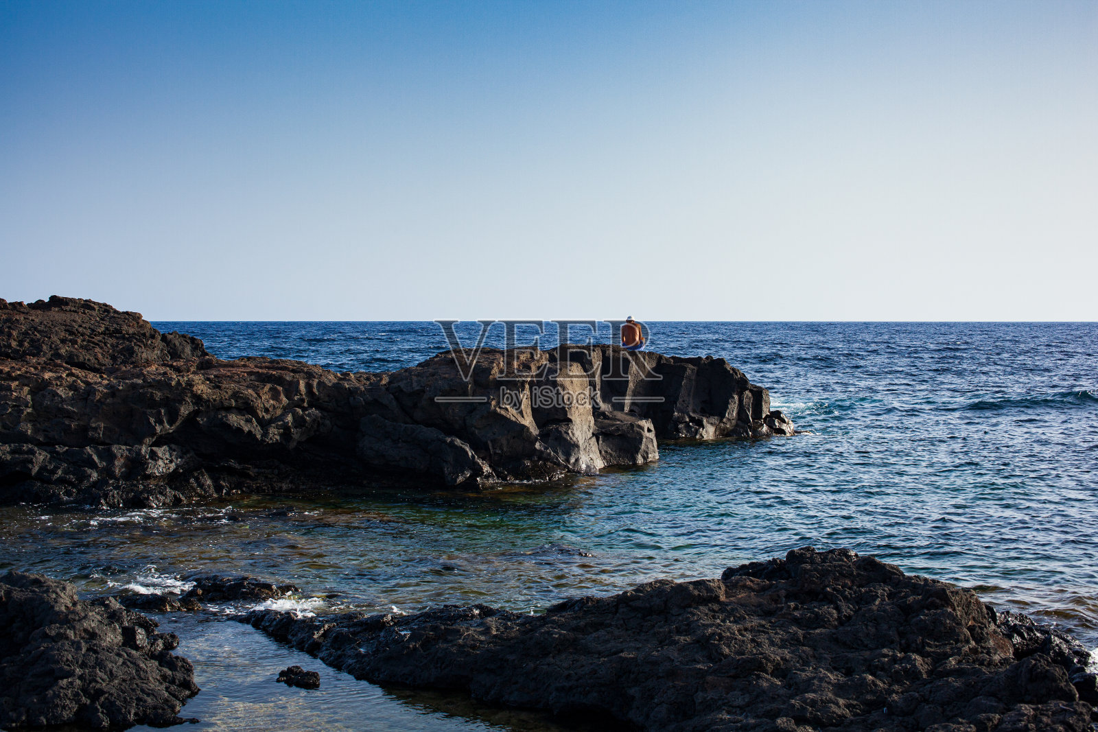 利诺萨海岸的景色照片摄影图片