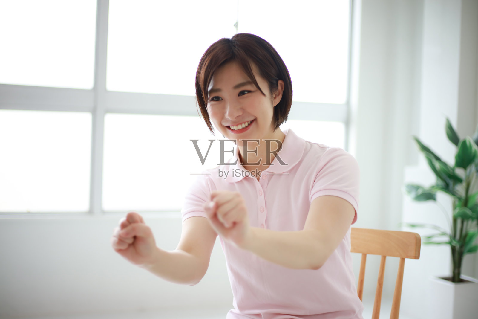 护理人员在做指尖练习的图像照片摄影图片