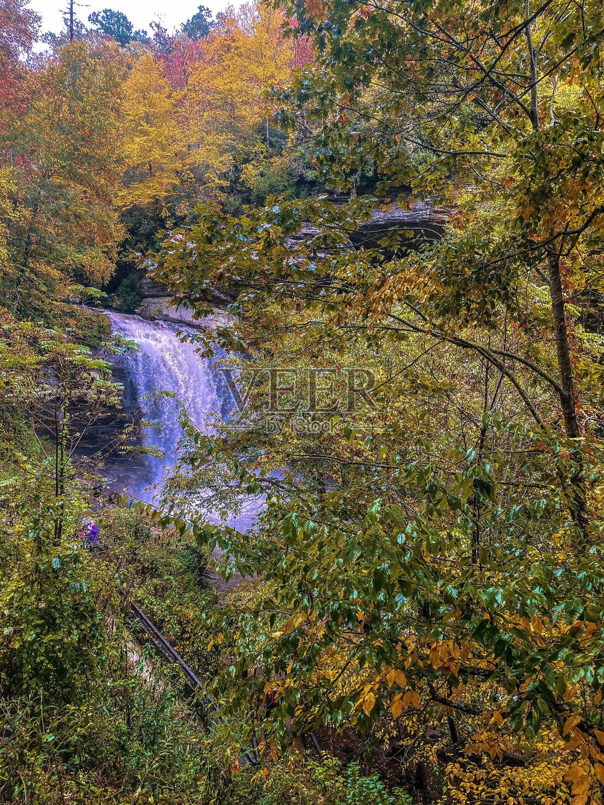 塔卢拉瀑布乔治亚州立公园的瀑布照片摄影图片