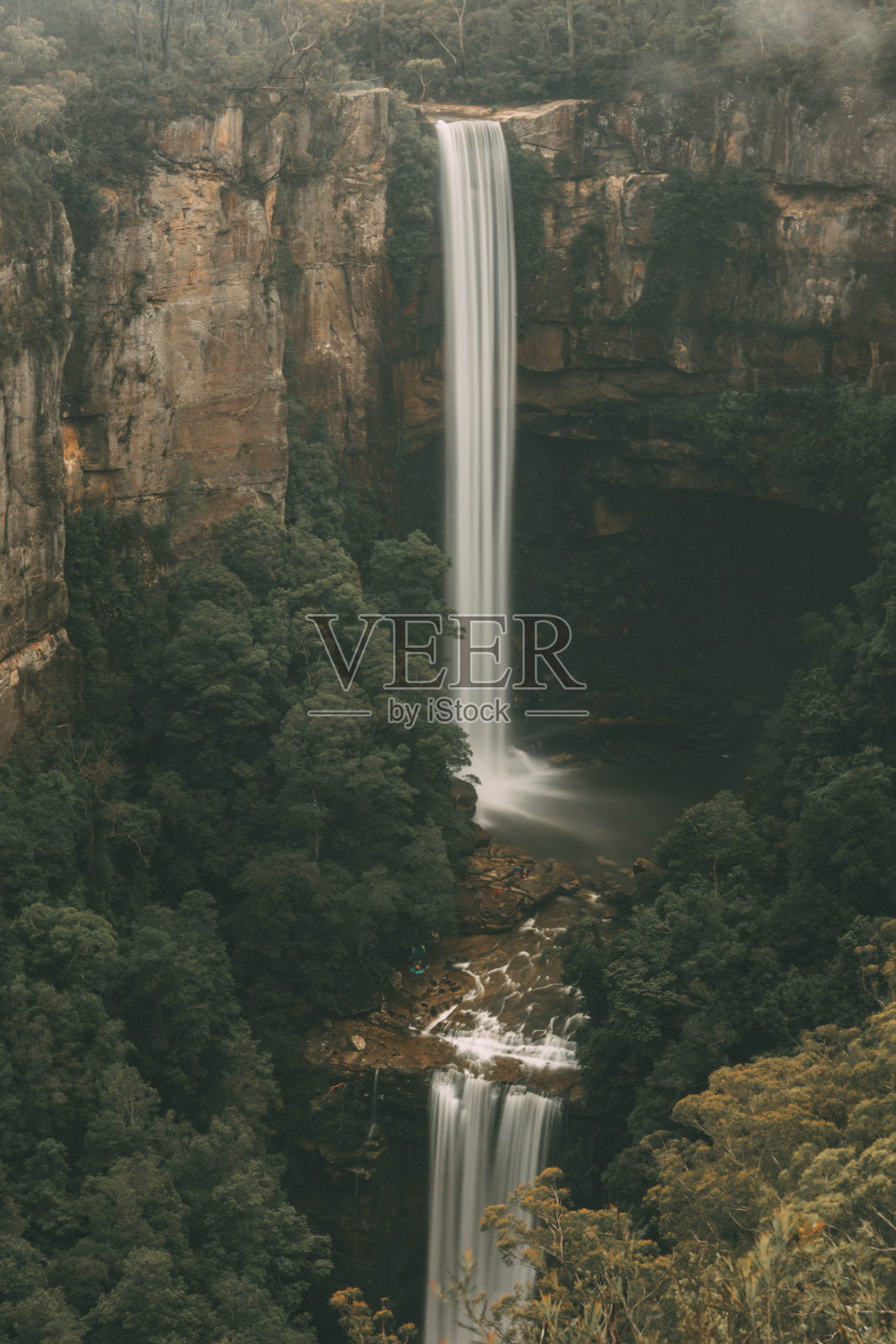 澳大利亚南部高地的贝尔莫瀑布照片摄影图片