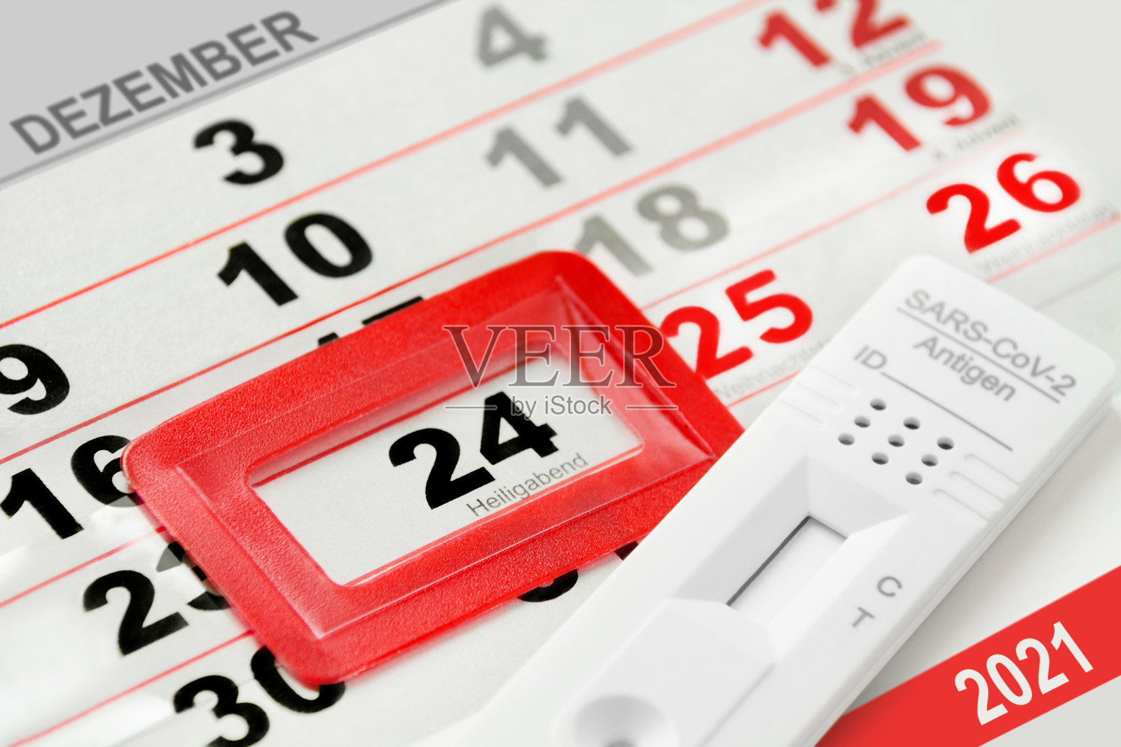 德国日历2021年12月24日和Corona快速测试照片摄影图片