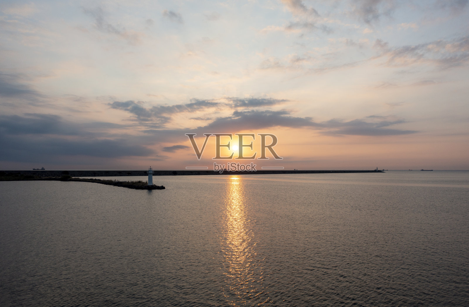 土耳其萨姆孙城格罗因的鸟瞰图照片摄影图片