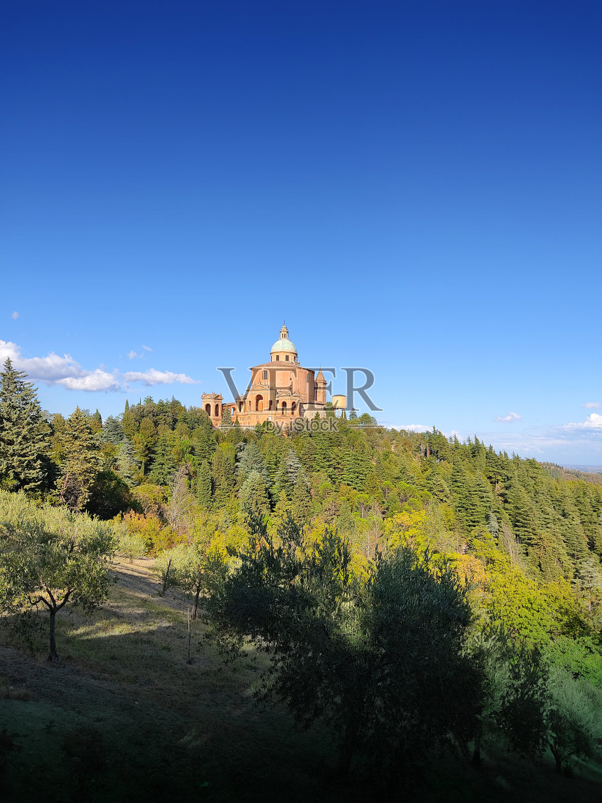 意大利博洛尼亚附近的圣卢卡避难所照片摄影图片