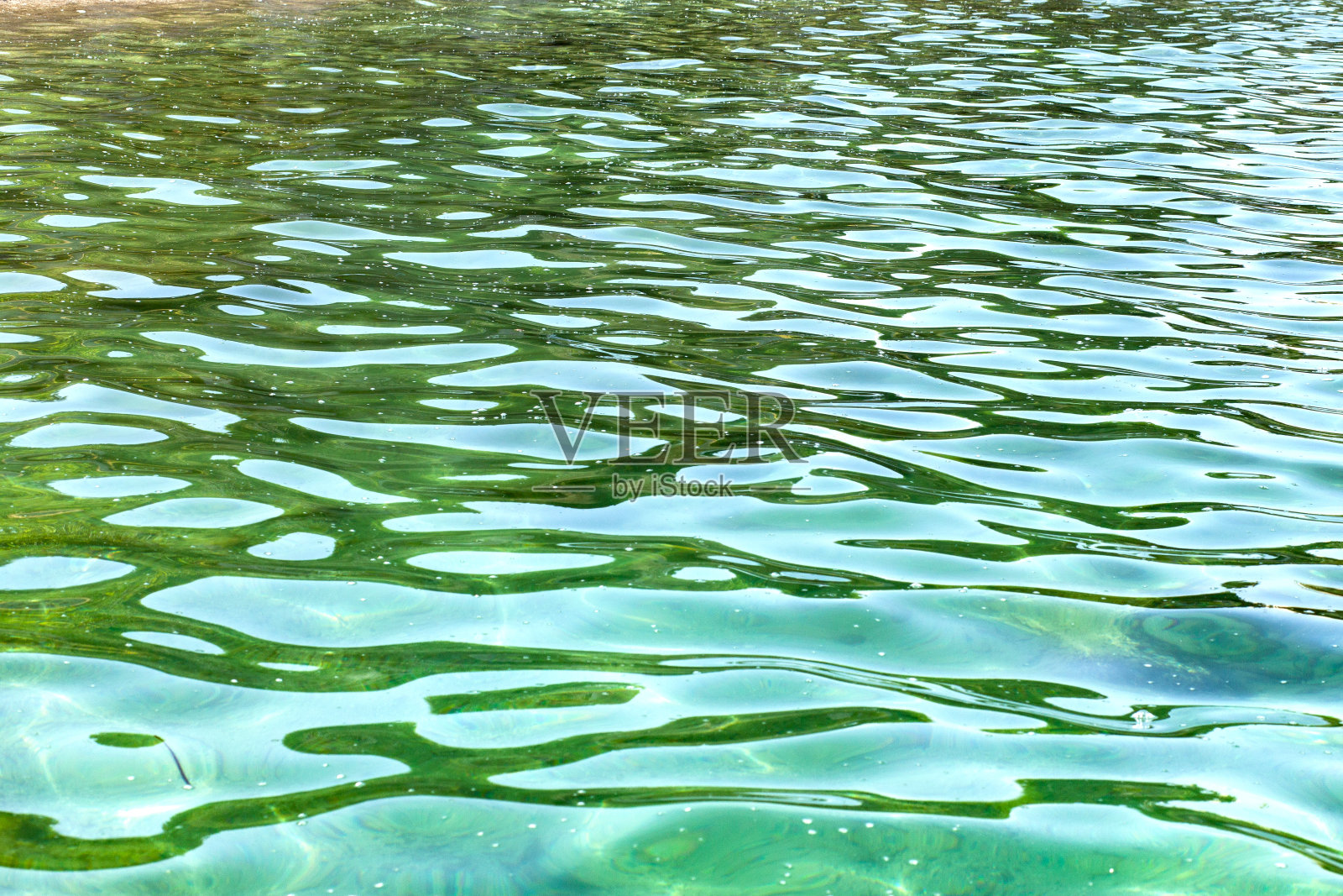 海面上的倒影照片摄影图片