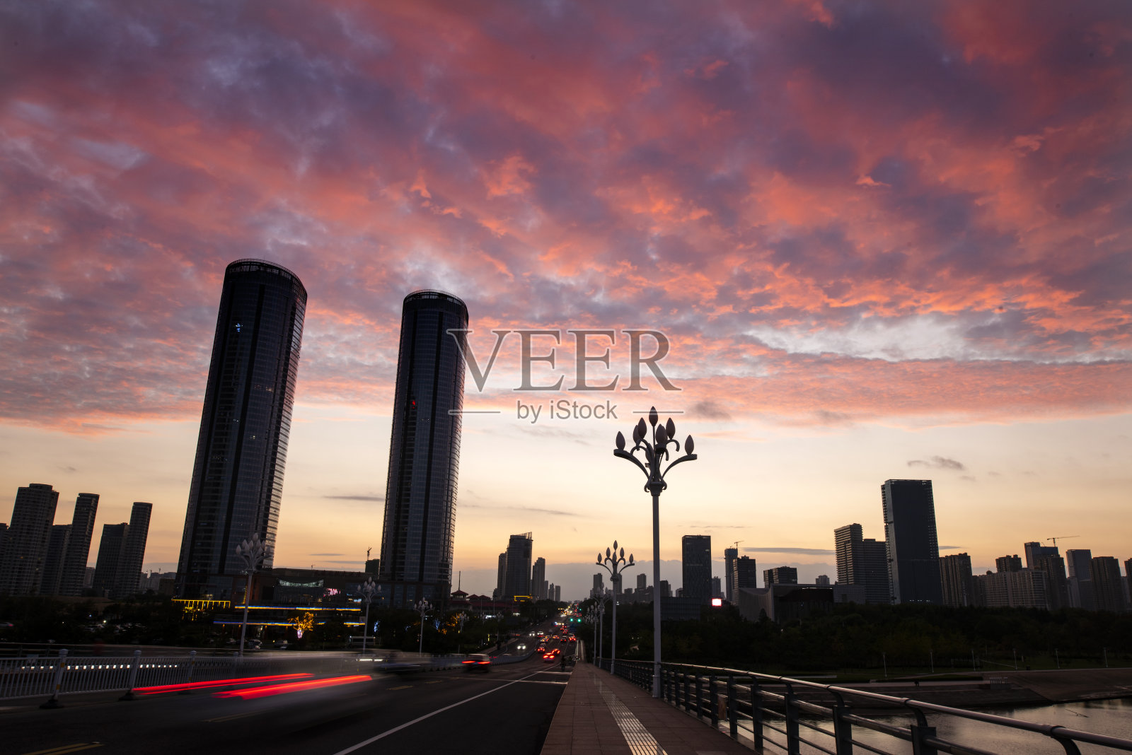 日照夜景照片摄影图片