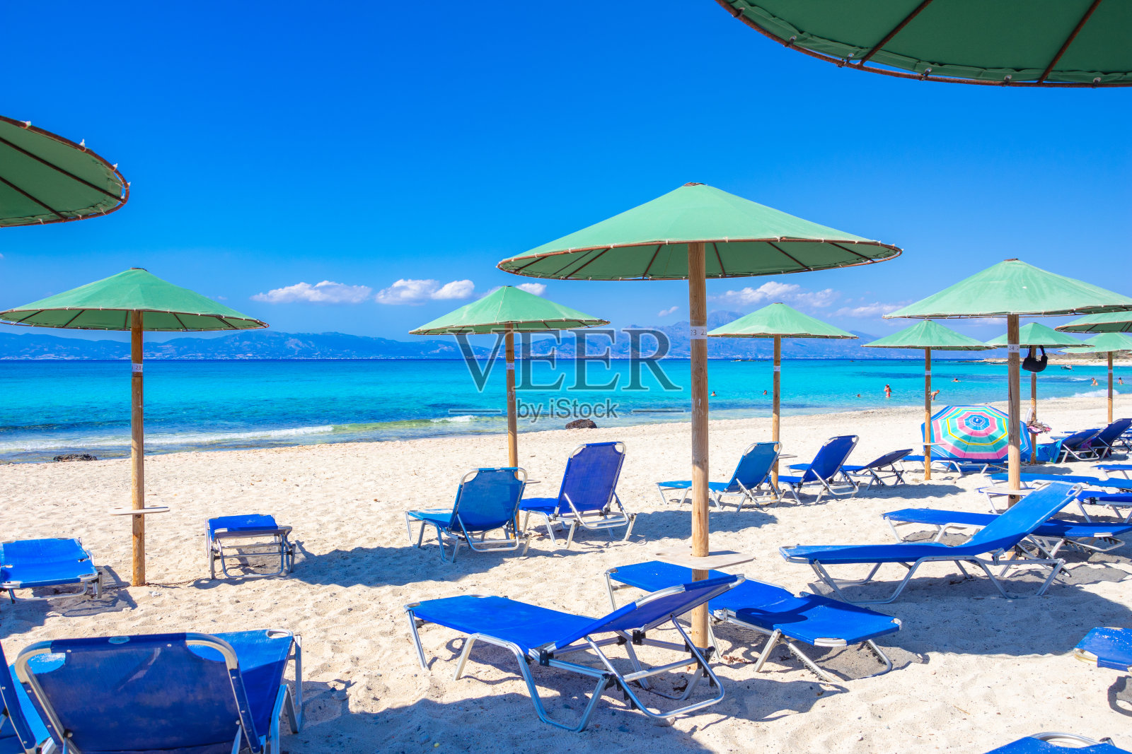 希腊克里特岛南部充满异国情调的克拉西岛，拥有迷人的黄金海滩照片摄影图片