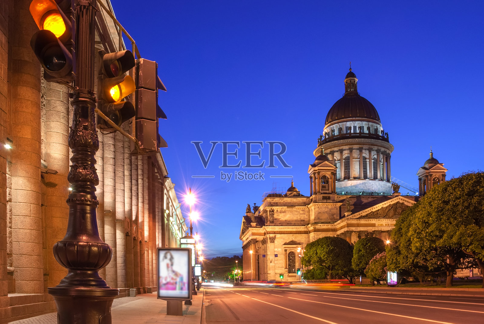 圣彼得堡。俄罗斯。圣以撒大教堂。俄罗斯的建筑。圣艾萨克广场。彼得堡的体系结构。照片摄影图片