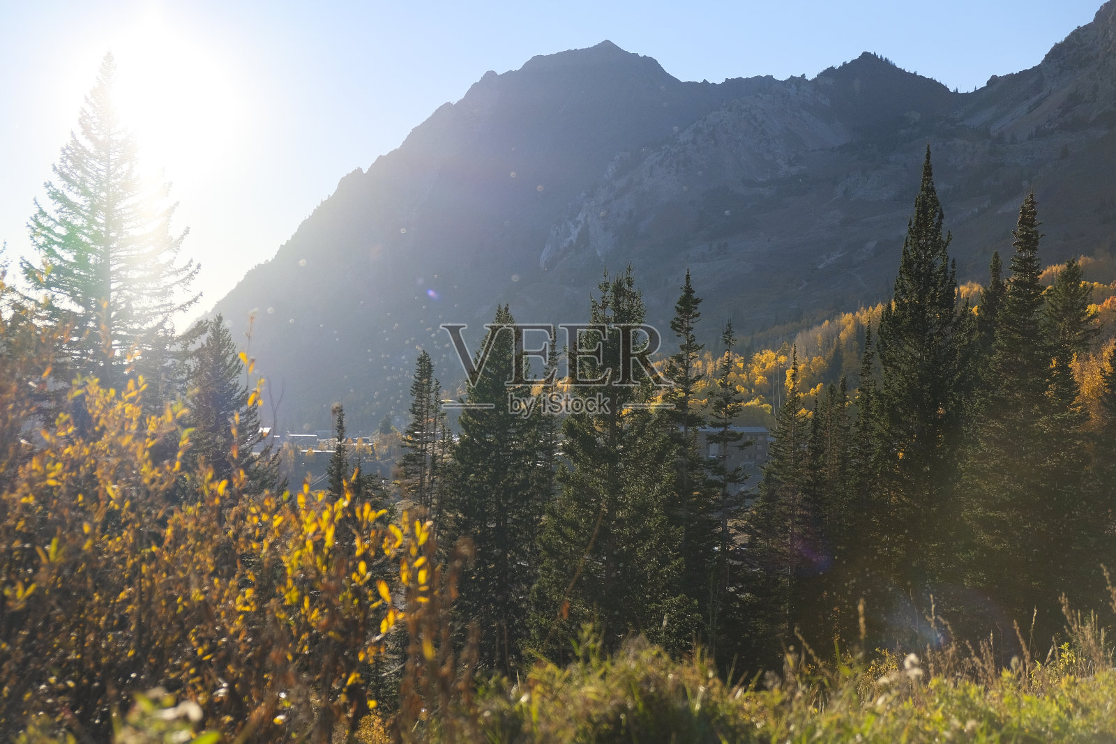 小卡顿伍德峡谷的秋色和日落照片摄影图片