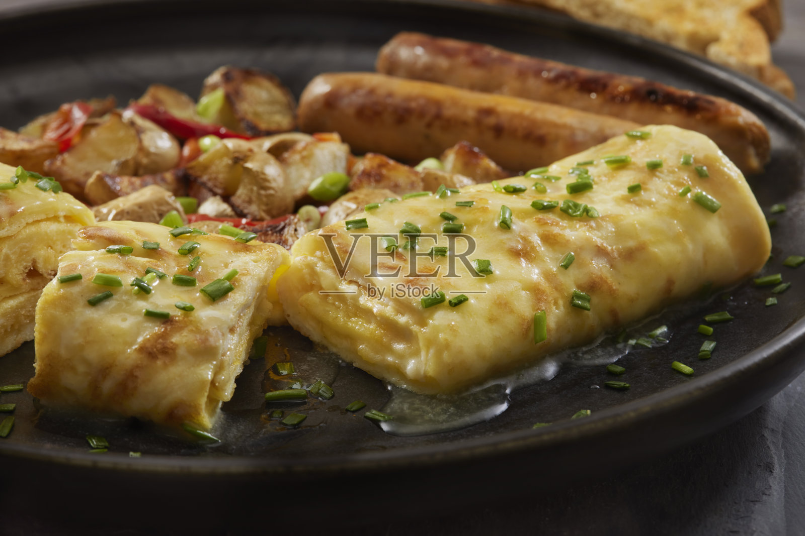 经典芝士法式煎蛋卷照片摄影图片