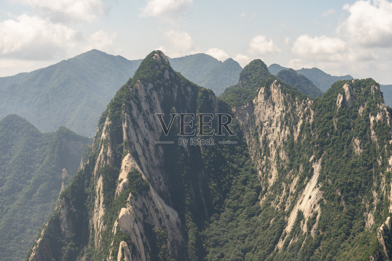 在中国陕西省华山的一角照片摄影图片