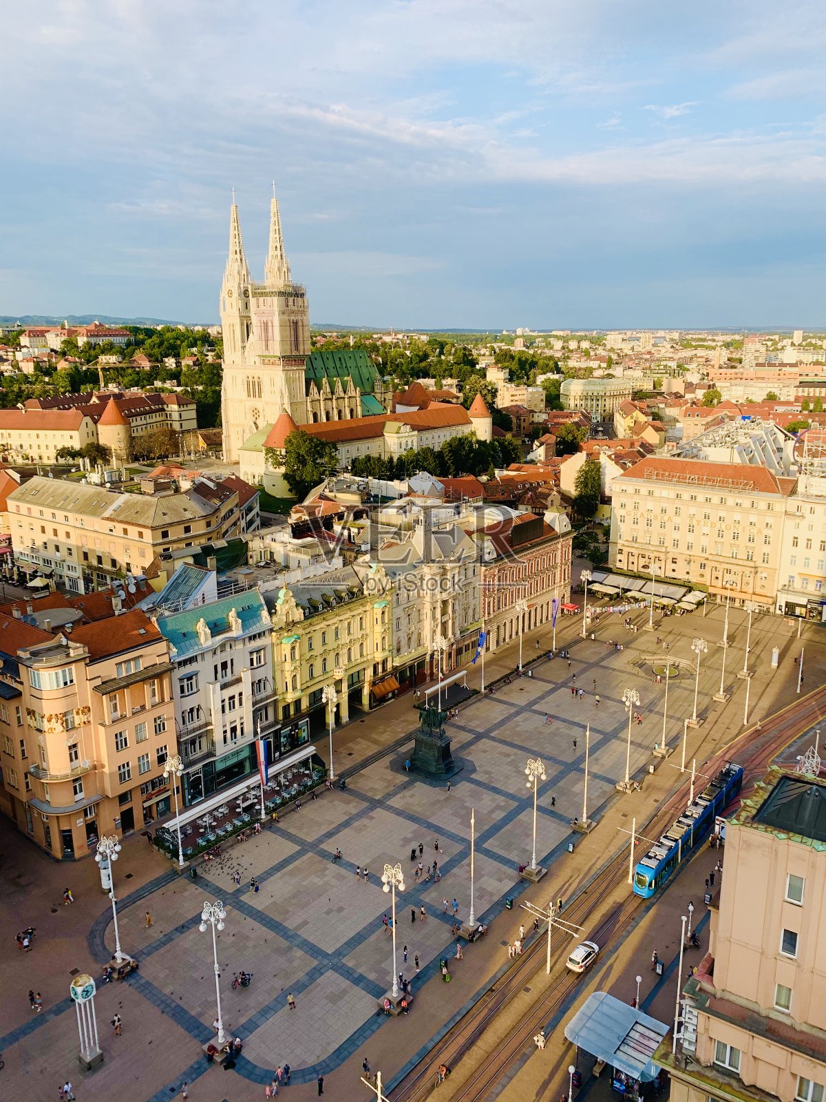 从萨格勒布360°酒吧到Place Ban-Jelacic，萨格勒布照片摄影图片
