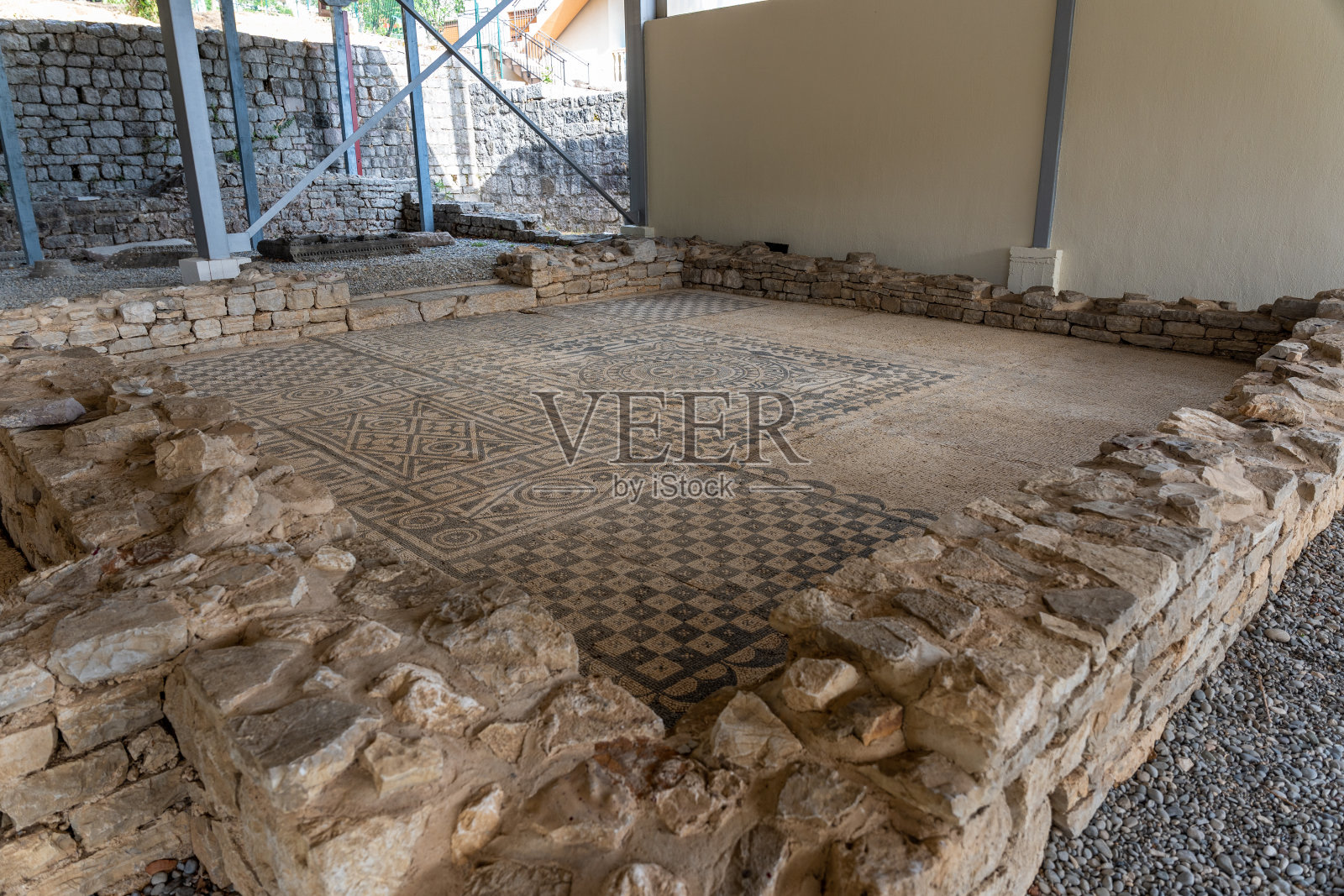 黑山博卡科托湾里桑，里萨纳的罗马马赛克照片摄影图片