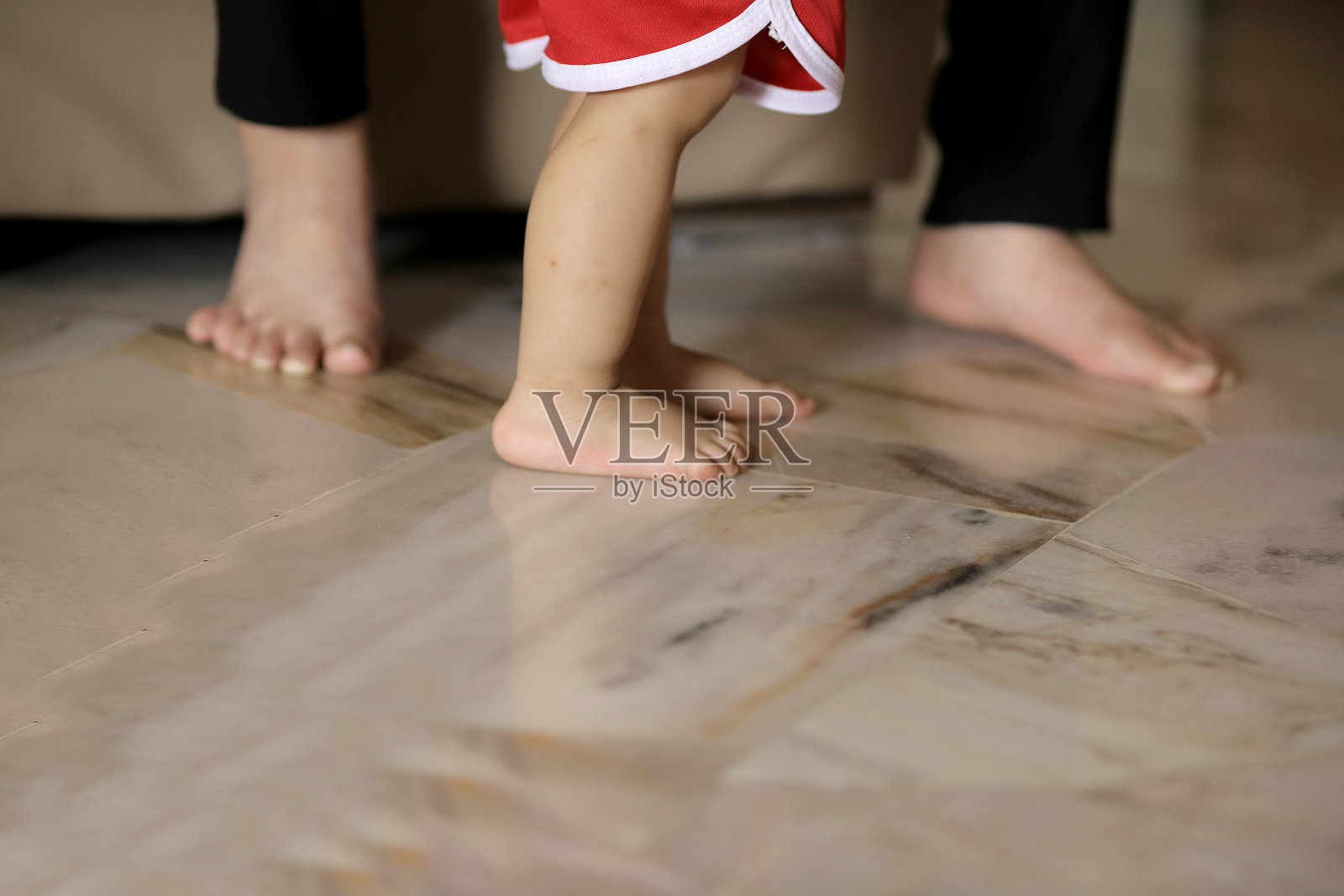 多代家庭照片摄影图片