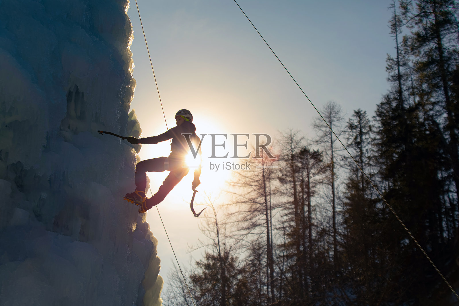 前指和平脚技术照片摄影图片