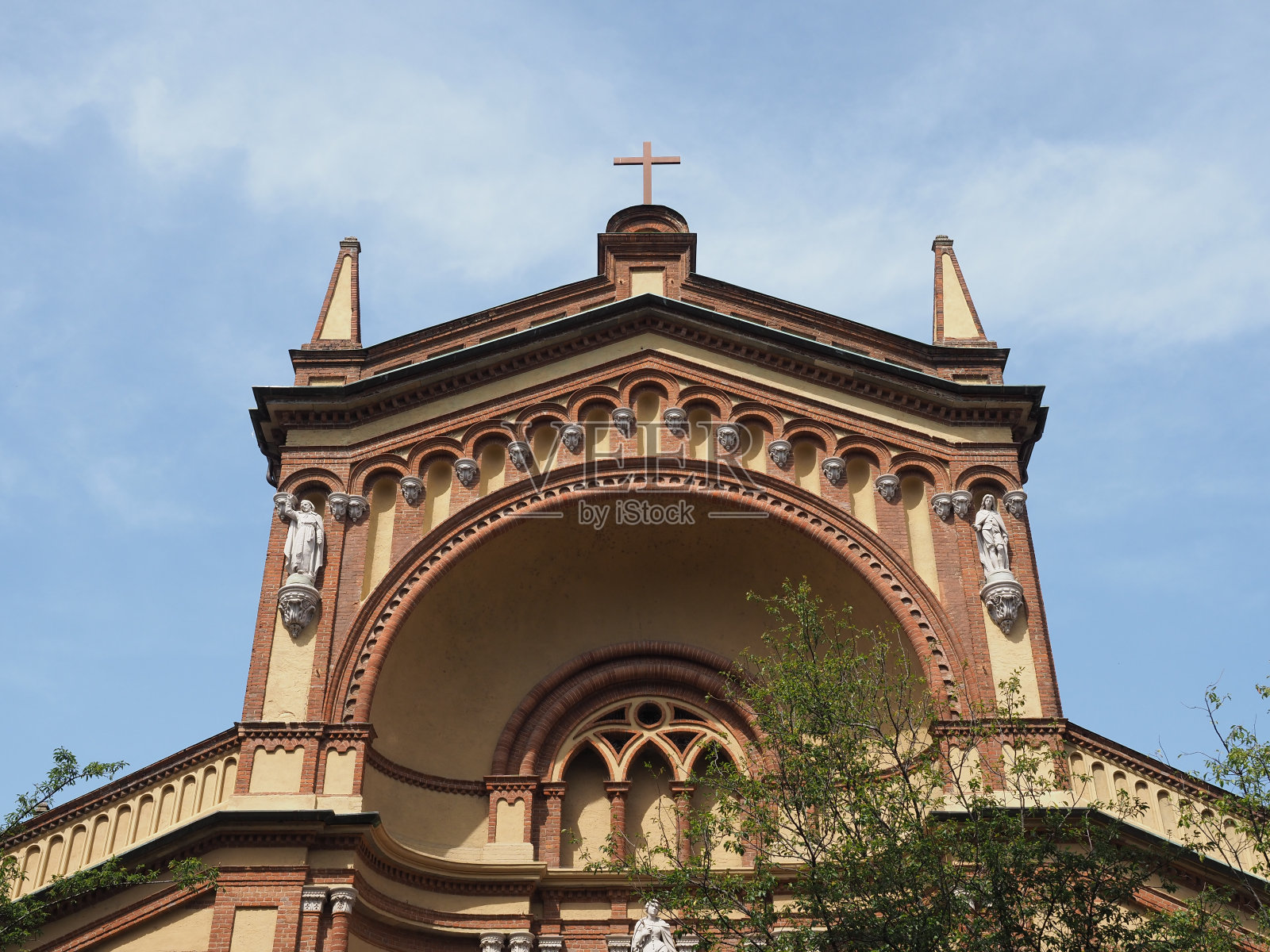 都灵的圣巴巴拉教堂照片摄影图片