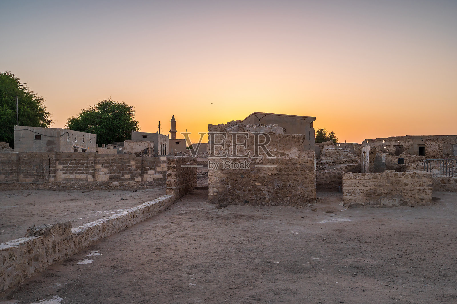 哈伊马角Al Jazirah al Hamra的古老村落遗址照片摄影图片