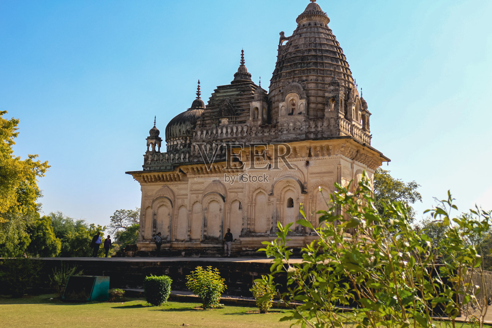Khajuraho建筑群是印度中央邦Chhatarpur地区的一组印度教和耆那教寺庙，位于Jhansi东南175公里处。它们是联合国教科文组织世界遗产。照片摄影图片