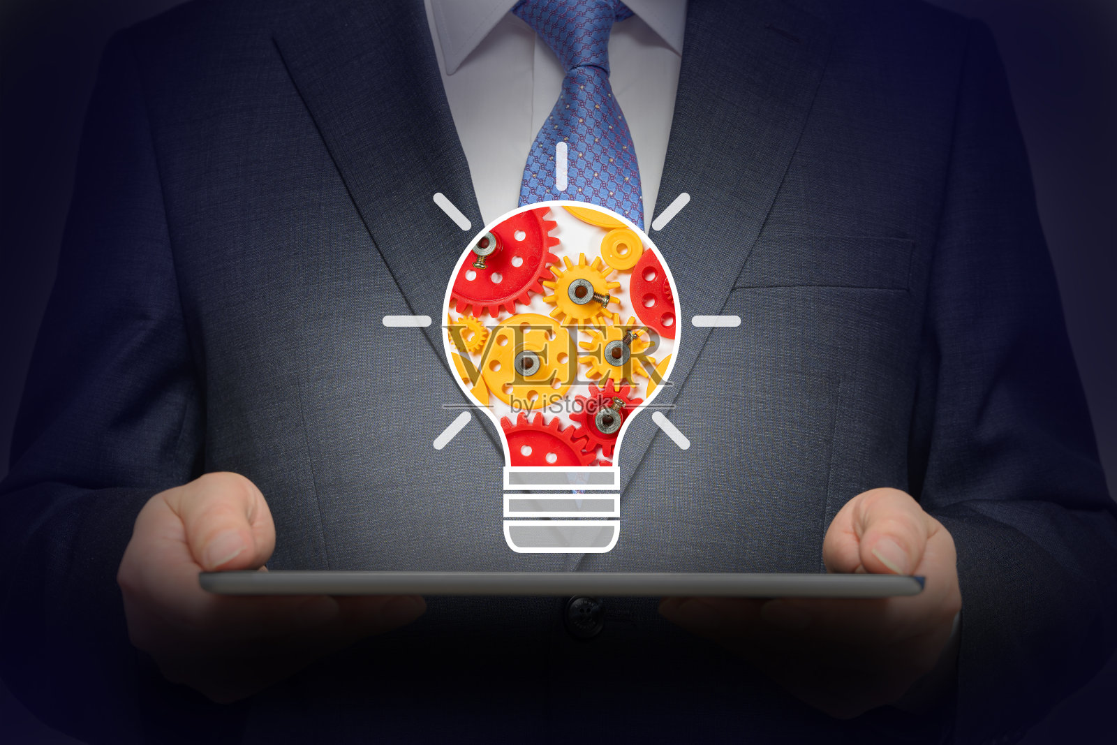 商业概念背景齿轮内灯泡图标照片摄影图片