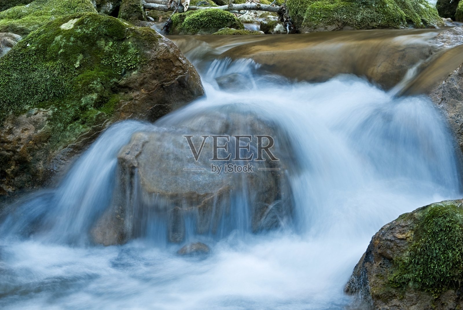 泉水瀑布照片摄影图片