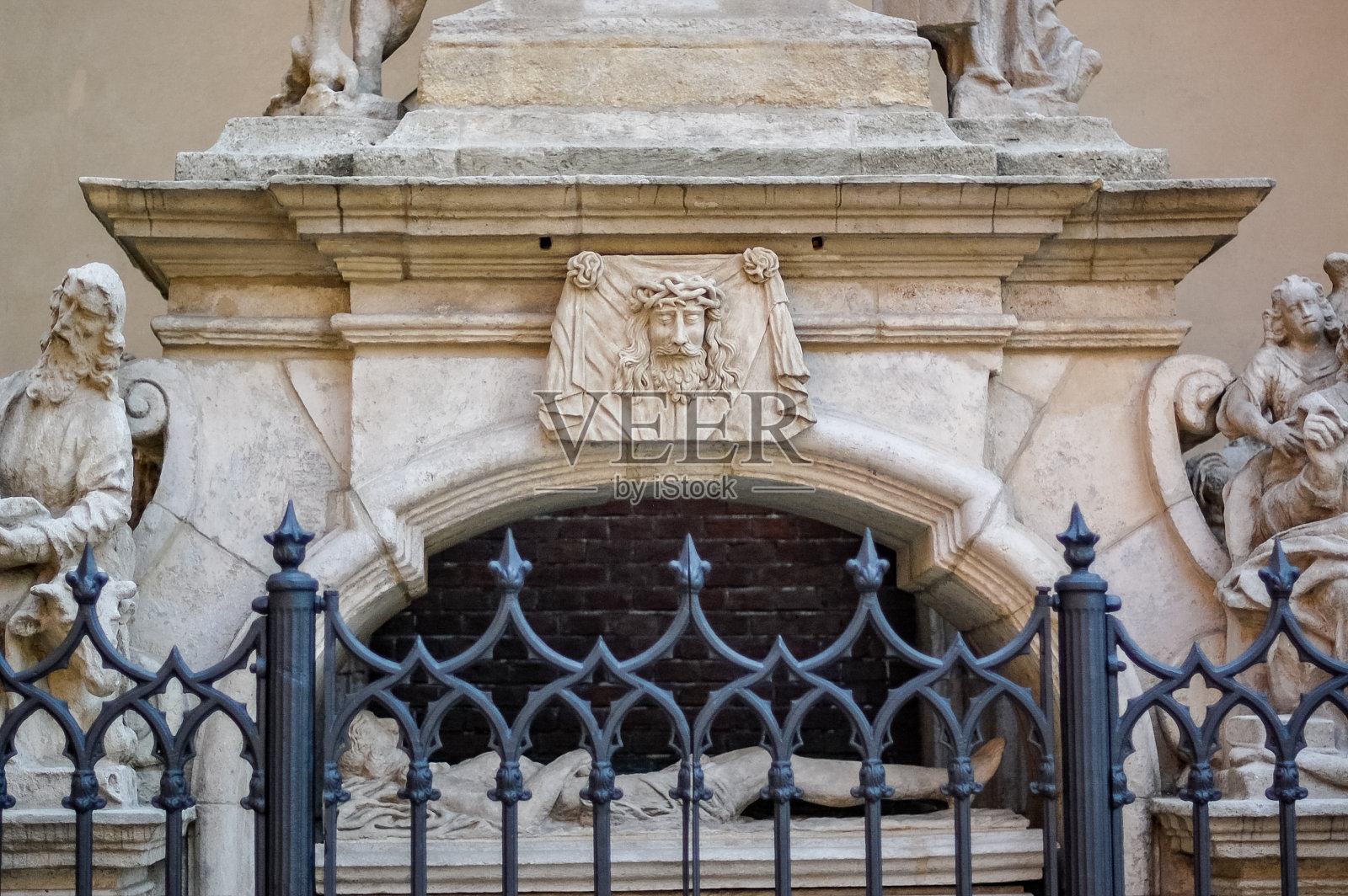 城市建筑现代建筑照片摄影图片