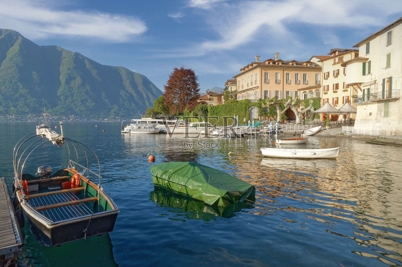 伦诺村，科莫湖，意大利湖区，伦巴第，意大利照片摄影图片