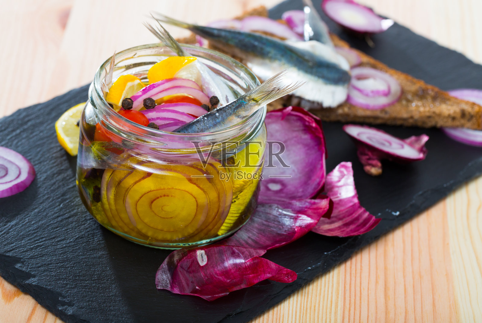 自制的泡菜的小子照片摄影图片