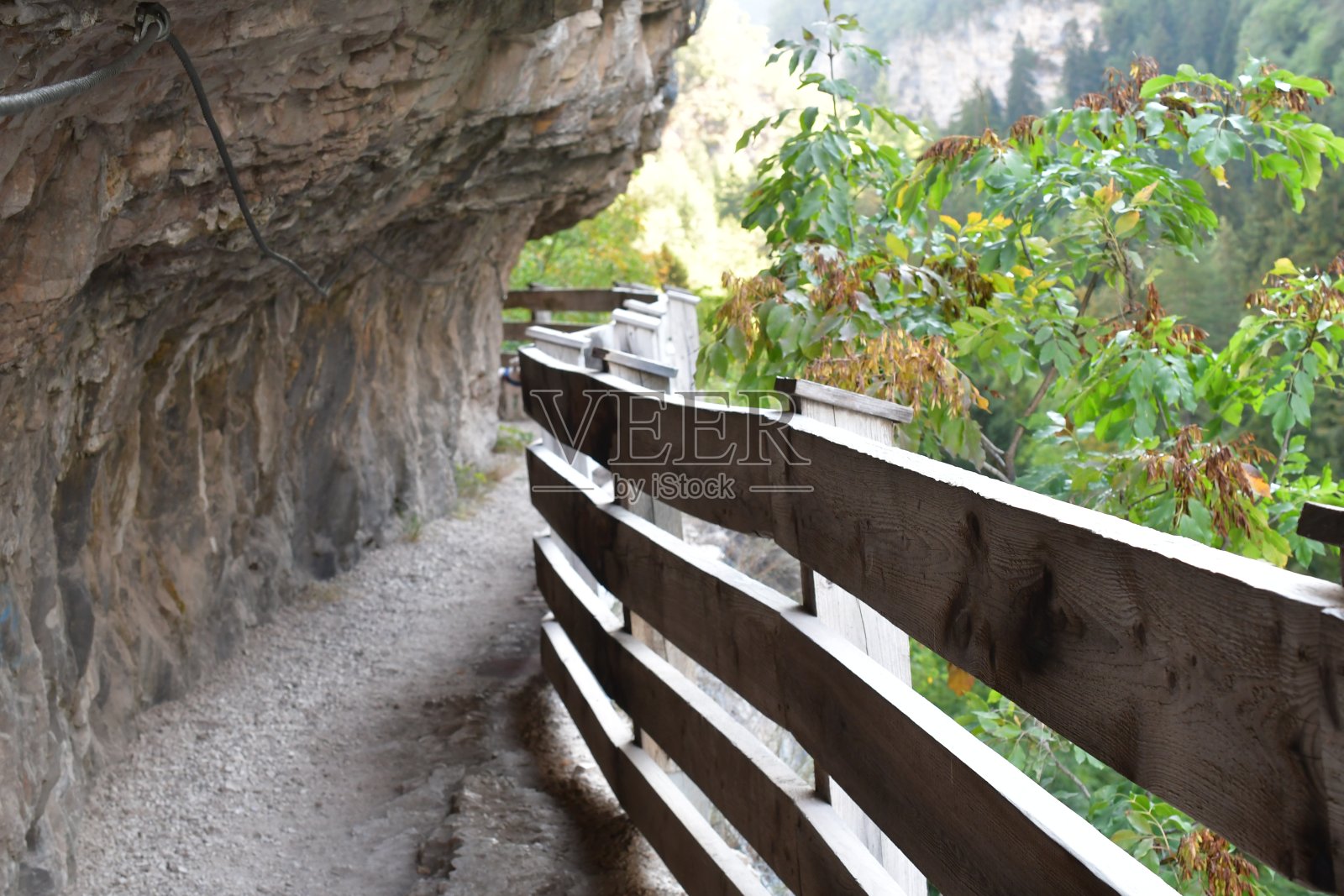 Trentino的一条徒步旅行路线照片摄影图片