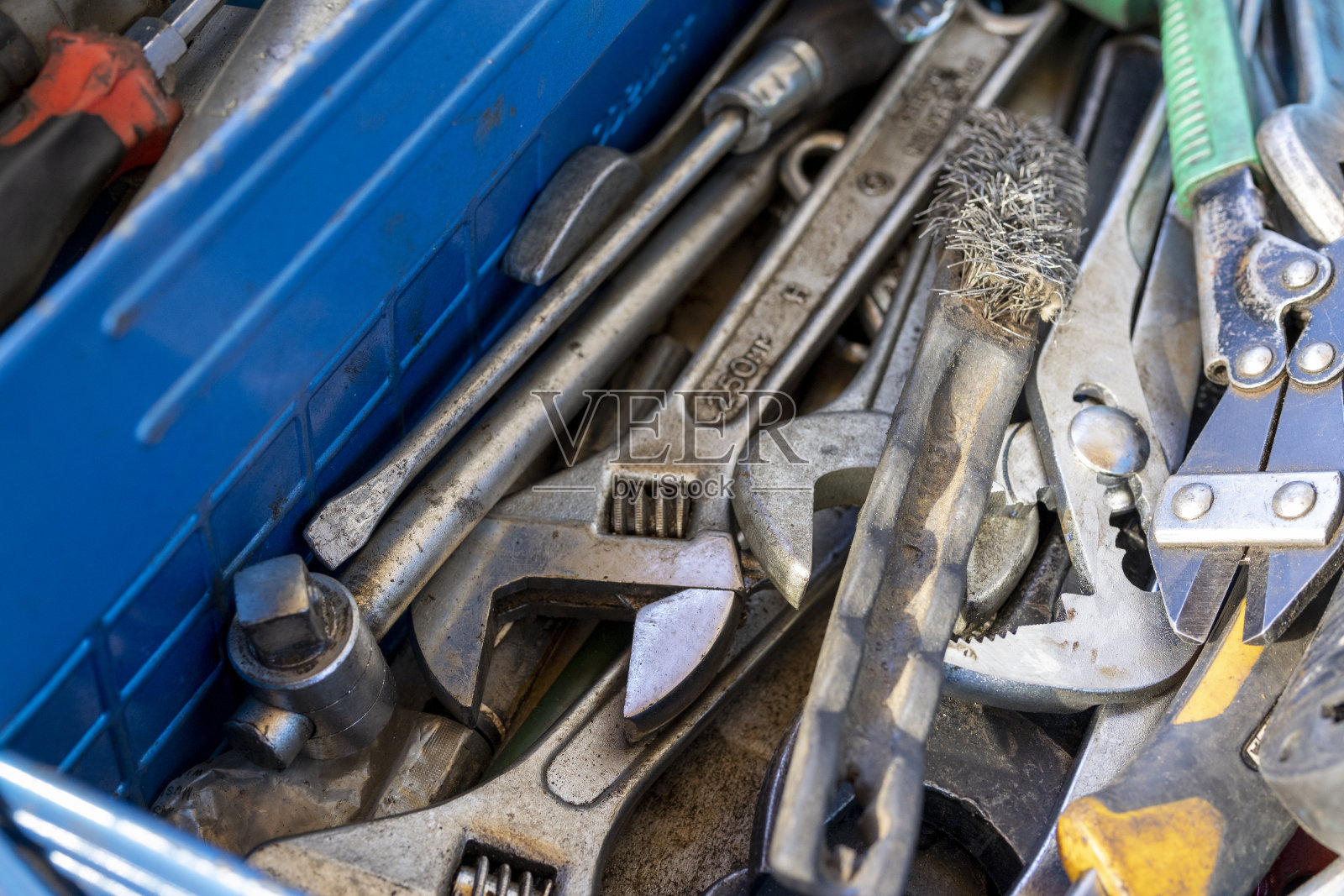 使用过的工具箱和工具的图像照片摄影图片