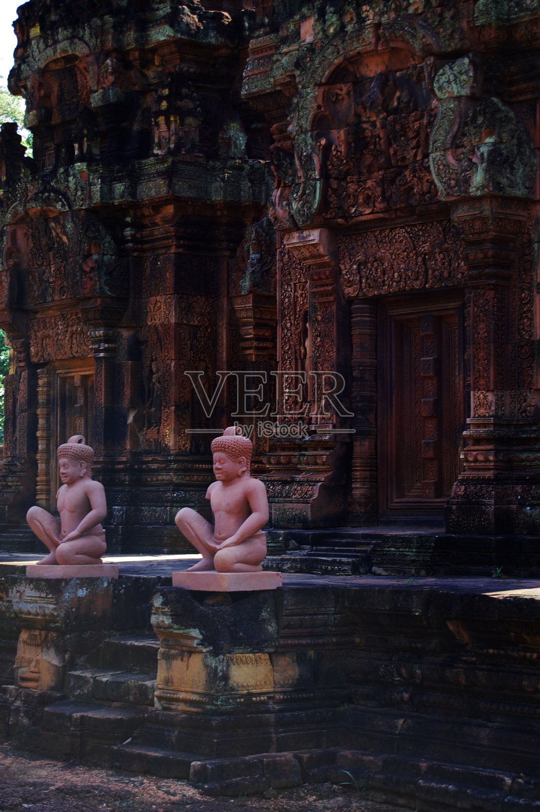 柬埔寨暹粒吴哥窟的Prasat Banteay Srei或Banteay Srey寺庙照片摄影图片