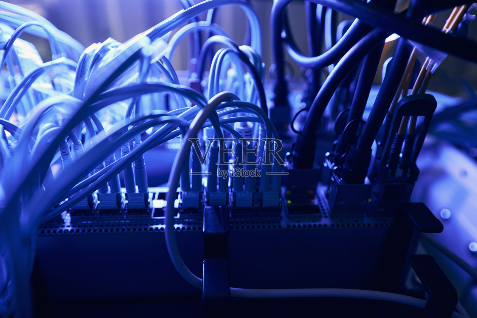 用于因特网连接的数据中心路由器照片摄影图片