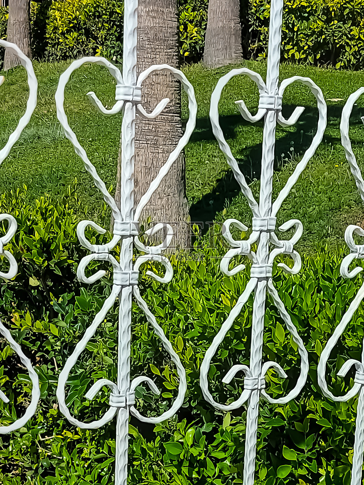 在冠状病毒大流行期间，一扇锁着的门照片摄影图片